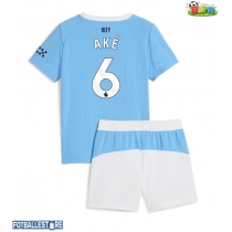 Manchester City Nathan Ake #6 Hjemmedraktsett Barn 2025-26 Kortermet (+ Korte bukser)